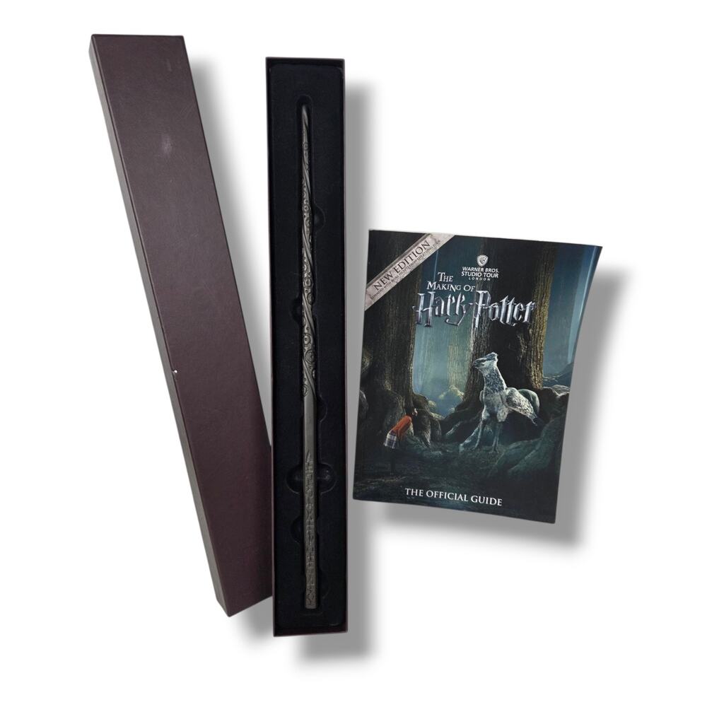 Authentic Harry Potter Sirius Black Wand Warner Brothers LONDON Official Guide